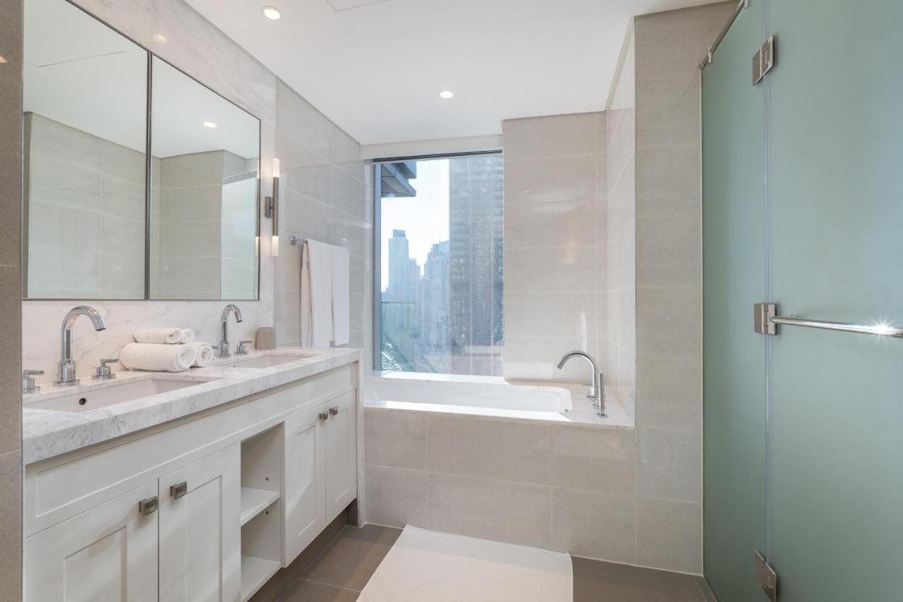 Trinity Holiday Homes - Opera Grand Downtown Dubai Esterno foto