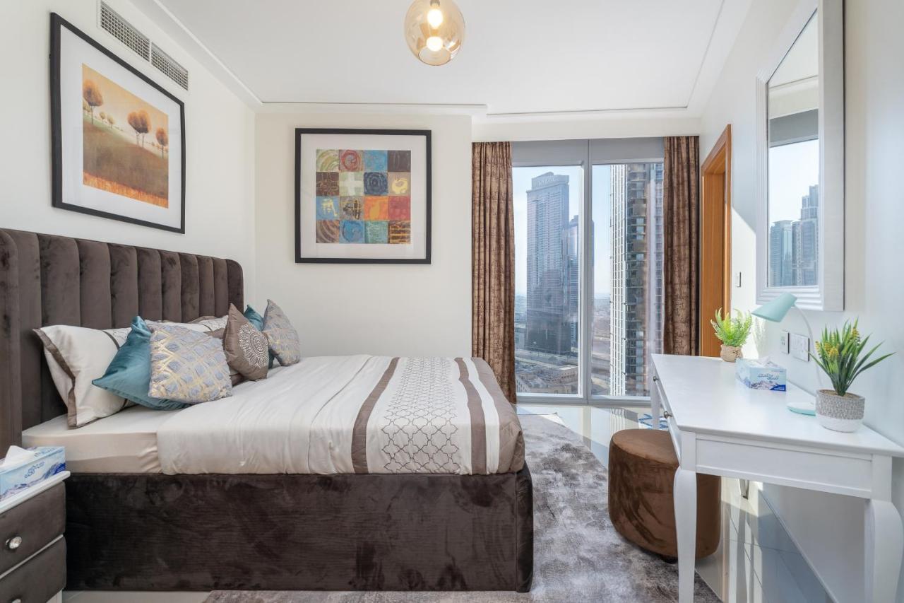 Trinity Holiday Homes - Opera Grand Downtown Dubai Esterno foto